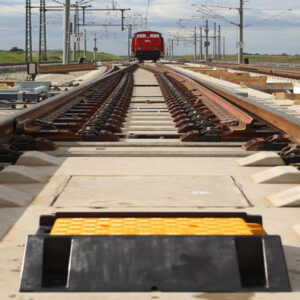 Siemens Mobility and Leonhard Weiss secured a $2.9B contract from Deutsche Bahn to modernize control and safety technology. This deal represents a major portion of the railway operator’s $6.5B modernization effort.