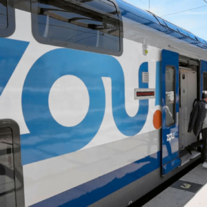 An official ceremony was held at Nice station to mark the launch of Zou! trains for residents and tourists. Operator SNCF Voyageurs Sud Azur began operations on December 15, 2024, under a ten-year contract.