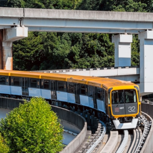 Компанія Mitsubishi завершила постачання нових поїздів для автоматизованої лінії Astram у Хіросімі