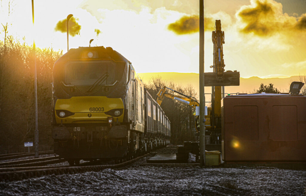 Cumbria’s nuclear waste site receives 280,000 tons of aggregate for final capping. This delivery will create a 100-year protective barrier, ensuring secure containment of radioactive materials. Cumbria’s nuclear waste site receives 280,000 tons of aggregate for final capping. This delivery will create a 100-year protective barrier, ensuring secure containment of radioactive materials.
