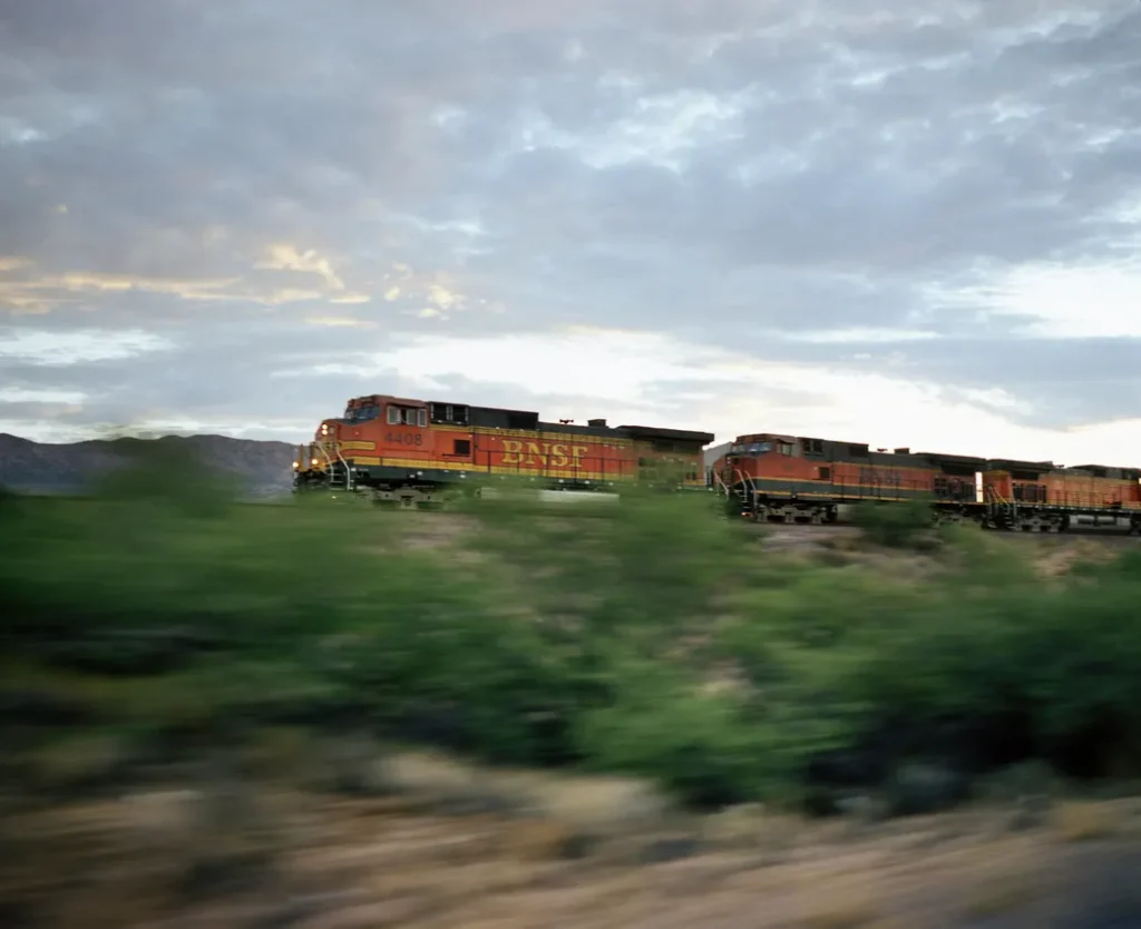 A series of freight train robberies in California and Arizona is raising serious concerns among authorities. Criminals are stealing millions of dollars’ worth of goods, including Nike sneakers. A series of freight train robberies in California and Arizona is raising serious concerns among authorities. Criminals are stealing millions of dollars’ worth of goods, including Nike sneakers.