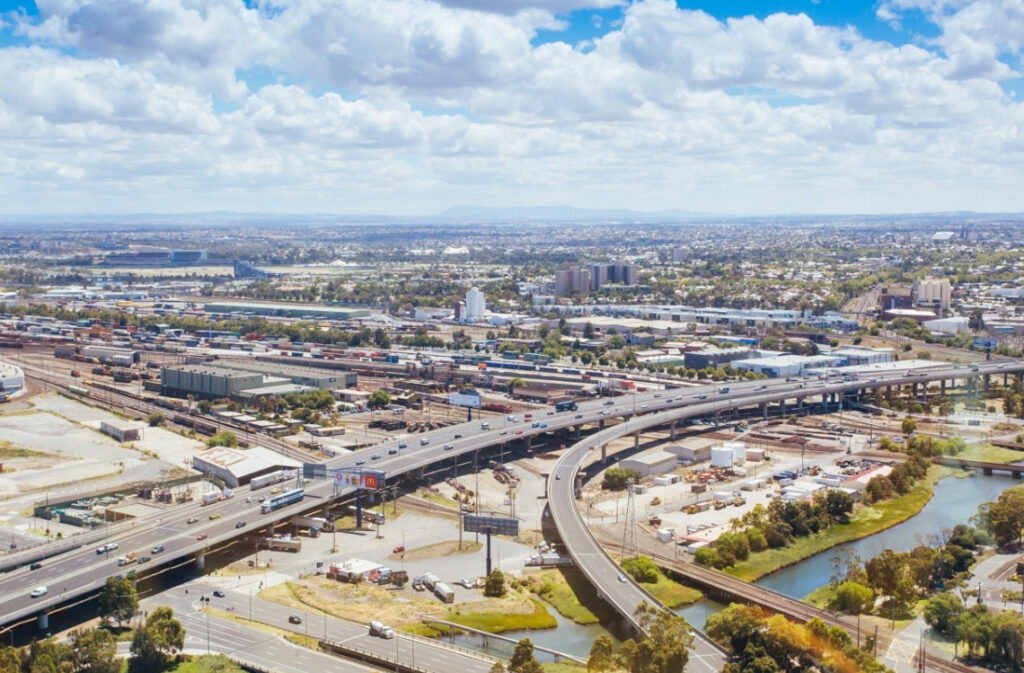 The Australian Government is investing $5.3 billion in infrastructure to improve Melbourne’s transport system. This project will enhance connectivity, reduce congestion, and provide better travel options for commuters and businesses The Australian Government is investing $5.3 billion in infrastructure to improve Melbourne’s transport system. This project will enhance connectivity, reduce congestion, and provide better travel options for commuters and businesses