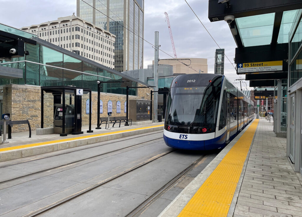 City officials in Edmonton approved CAF, Hyundai Rotem, and Siemens Mobility for the tram tender. They will offer up to 53 high-floor trams for residents
