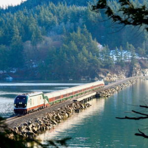 Компания Amtrak в 2025 году увеличит инвестиции на 50 %, вложив $6 млрд. Средства пойдут на обновление инфраструктуры и подвижного состава по всей стране.