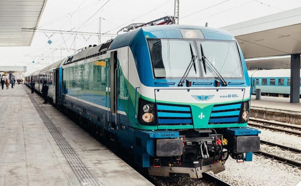 Bulgaria recently chose Alstom to deliver 35 electric trains, Transport Minister announced Friday. This contract falls under the National Recovery Plan for swift rail upgrades. Bulgaria recently chose Alstom to deliver 35 electric trains, Transport Minister announced Friday. This contract falls under the National Recovery Plan for swift rail upgrades.