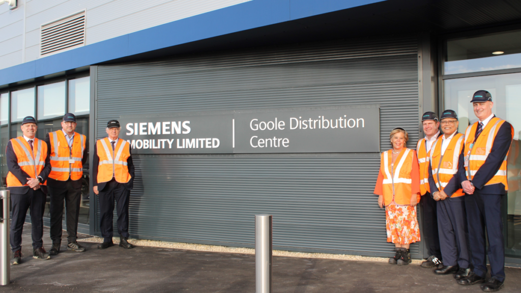 Siemens Mobility launched its Rail Components Distribution Centre in Goole, East Yorkshire, recently. The facility strengthens the Rail Village, improving UK rail logistics effectively.