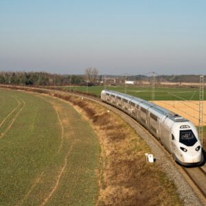 Франция предоставила Марокко кредит €781 млн для приобретения 18 поездов Avelia Horizon. Это поддержит расширение высокоскоростной железнодорожной сети страны.