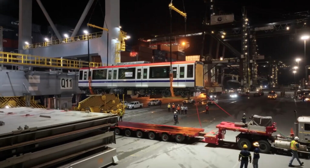 Компанія Alstom постачає нові поїзди метро до столиці Домініканської Республіки. Компанія Alstom постачає нові поїзди метро до столиці Домініканської Республіки.