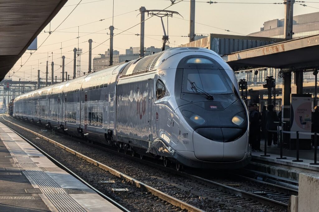 На Ліонському вокзалі в Парижі відбулася презентація нових високошвидкісних поїздів Avelia Horizon На Ліонському вокзалі в Парижі відбулася презентація нових високошвидкісних поїздів Avelia Horizon