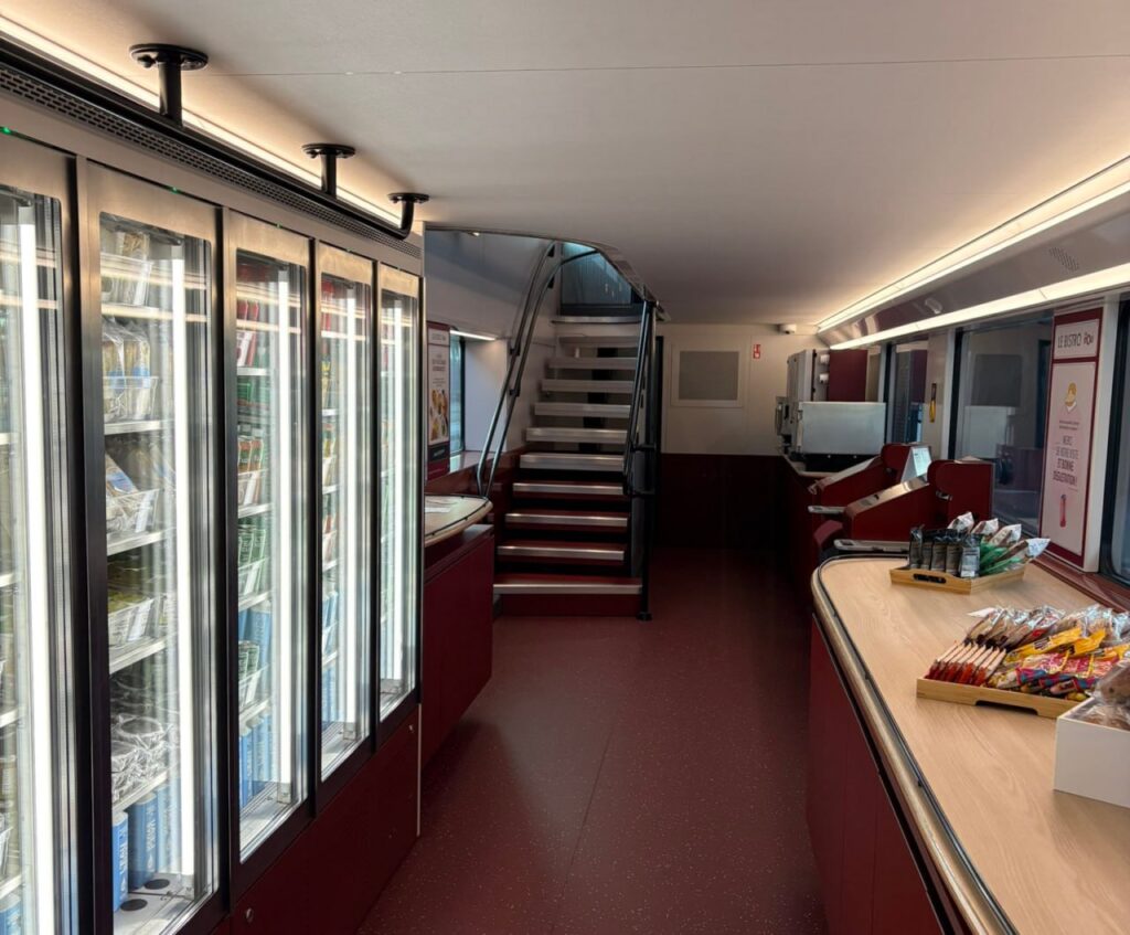 На Ліонському вокзалі в Парижі відбулася презентація нових високошвидкісних поїздів Avelia Horizon