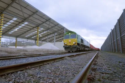 DB Cargo UK launches net-zero rail freight at Cricklewood, North London’s bustling hub. It moves aggregates and waste efficiently. DB Cargo UK launches net-zero rail freight at Cricklewood, North London’s bustling hub. It moves aggregates and waste efficiently.