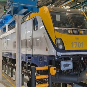 Alstom передав інноваційний локомотив Traxx до Бельгії, що розвиває швидкість 200 км/год. Він прибув до депо Schaerbeek компанії SNCB для тестування.