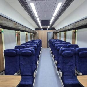 Uzbekistan Railways proudly launched new passenger carriages to improve travel comfort. The Tashkent plant built models 61-950 and 61-951 for the national carrier