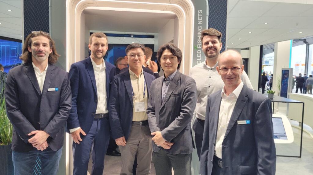 Los Angeles gears up for the 2028 Games with gangway systems for 2028 Olympics. HÜBNER Group announces Hyundai Rotem orders 91 units for Metro trains.