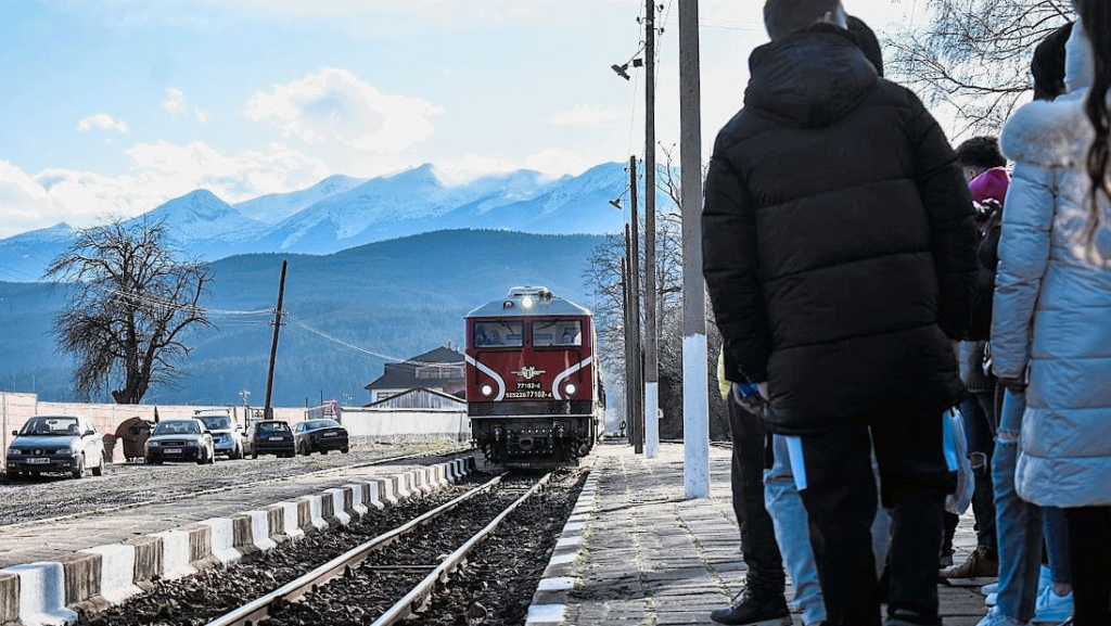 Bulgaria’s Ministry of Transport launches urgent railway safety steps to protect passengers. Recent accidents on BDZ railways spark immediate action. Bulgaria’s Ministry of Transport launches urgent railway safety steps to protect passengers. Recent accidents on BDZ railways spark immediate action.