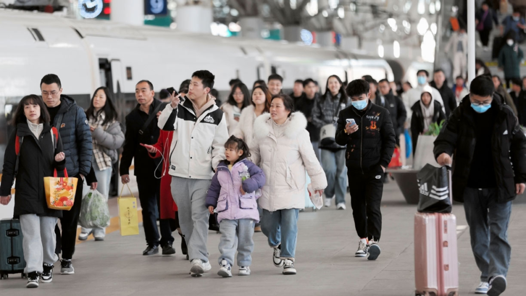 China Railways passenger record 2025 hits 726 million travelers in two months. This milestone exceeds last year’s figures by 4.7%, thanks to festive demand.