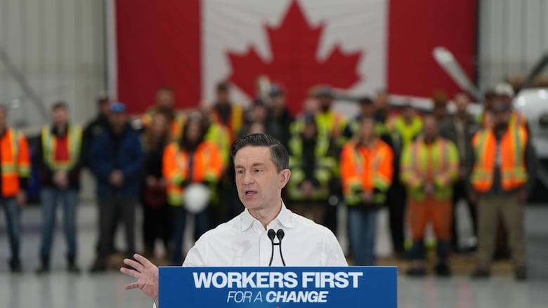 Pierre Poilievre recently campaigned in Winnipeg and shared ambitious economic plans with supporters. He spoke on Saturday and proposed exporting oil from northern Manitoba Pierre Poilievre recently campaigned in Winnipeg and shared ambitious economic plans with supporters. He spoke on Saturday and proposed exporting oil from northern Manitoba