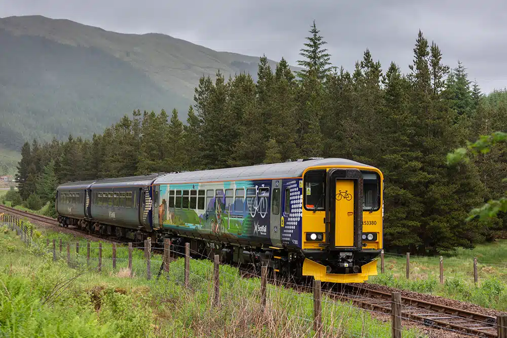 A new report reveals ScotRail economic impact totals $5.24 billion for Scotland. Steer, a transport consultancy, released this ahead of ScotRail’s third public ownership anniversary.
