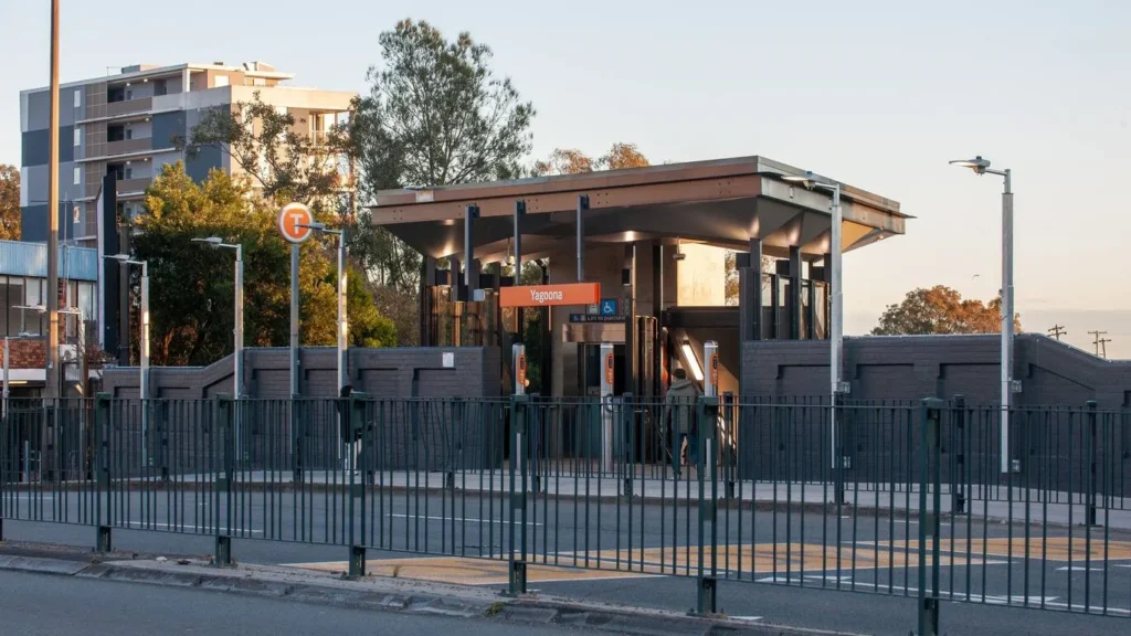 Sydney’s transport team launches the T6 line closure on April 27, 2025, for metro growth. The shutdown lasts nine weeks and boosts the city’s rail network. Sydney’s transport team launches the T6 line closure on April 27, 2025, for metro growth. The shutdown lasts nine weeks and boosts the city’s rail network.