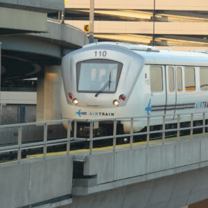 U.S. Bolsters New York’s Transit System with Alstom’s $518 Million JFK AirTrain Deal