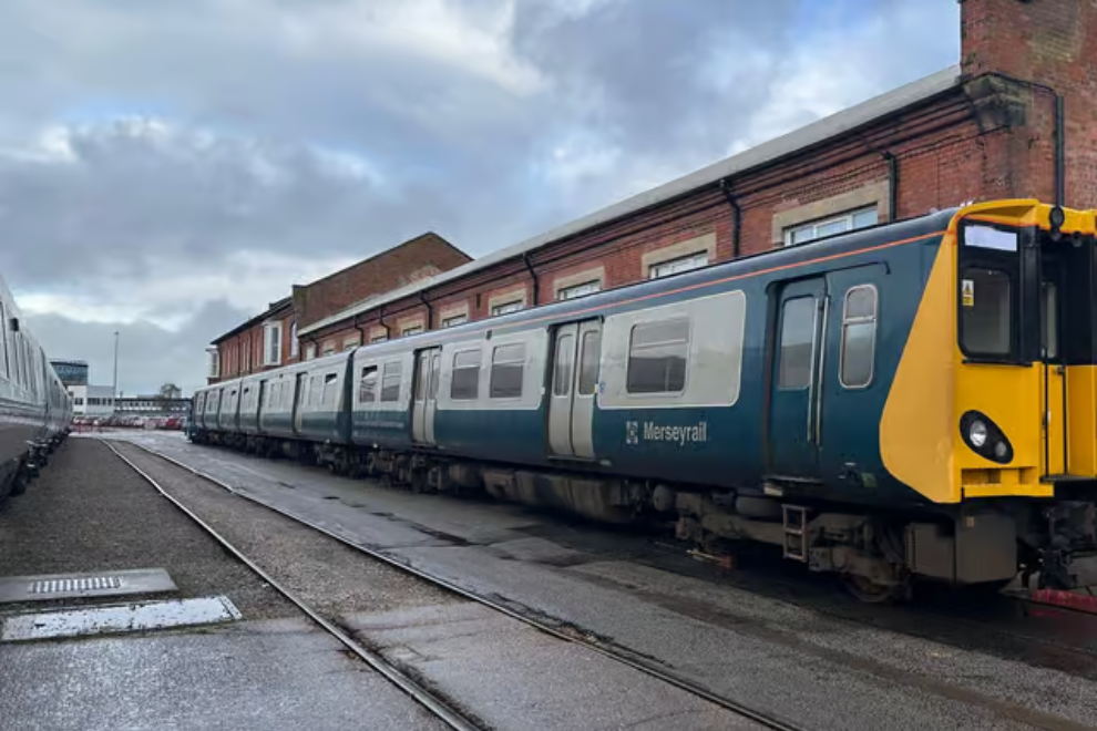 Merseyrail Faces Major Disruptions Due to Power Supply Failures. Merseyrail Faces Major Disruptions Due to Power Supply Failures.
