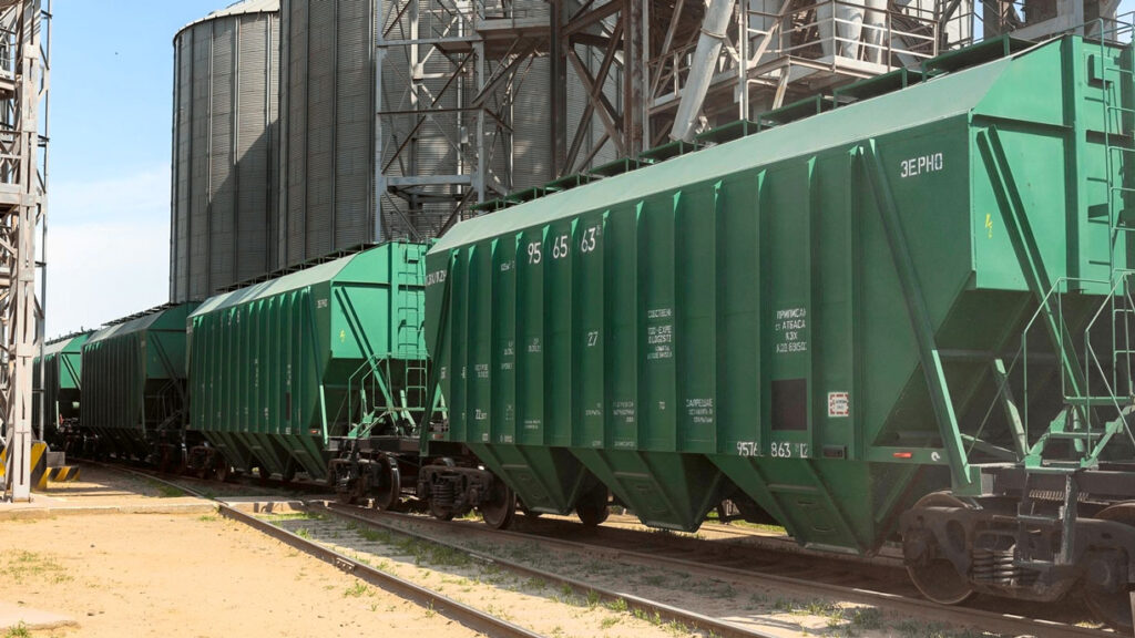 Kazakhstan grain exports 2025 soared, with KTZ transporting 3.6 million tons in Q1, up 49%. This milestone marks a five-year peak, boosting the nation’s trade profile. Kazakhstan grain exports 2025 soared, with KTZ transporting 3.6 million tons in Q1, up 49%. This milestone marks a five-year peak, boosting the nation’s trade profile.