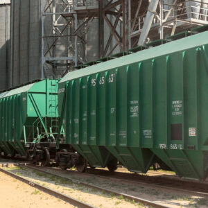 Kazakhstan grain exports 2025 soared, with KTZ transporting 3.6 million tons in Q1, up 49%. This milestone marks a five-year peak, boosting the nation’s trade profile.