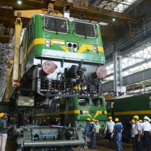 Індія за рік виготовила 1681 локомотив, і виробництво локомотивів в Індії б’є рекорди.