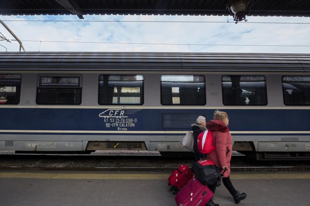 Romanian Railway Company, CFR Călători, launches extra train services to coastal areas for May 1. The operator targets Constanța and Mangalia for the holiday surge Romanian Railway Company, CFR Călători, launches extra train services to coastal areas for May 1. The operator targets Constanța and Mangalia for the holiday surge