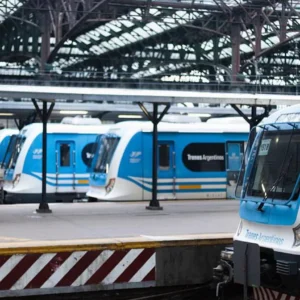 A general strike in Argentina has caused major disruptions to transport, with flights and metro services cancelled or suspended across the country.