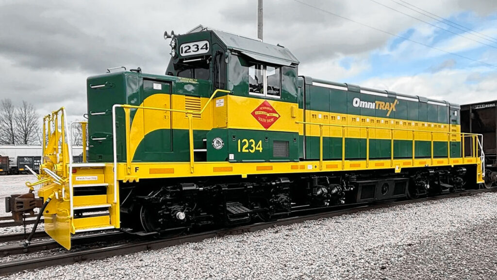 The USA has introduced a battery-powered locomotive into service. This move marks a new phase in the development of environmentally friendly technologies in the railway sector. The USA has introduced a battery-powered locomotive into service. This move marks a new phase in the development of environmentally friendly technologies in the railway sector.