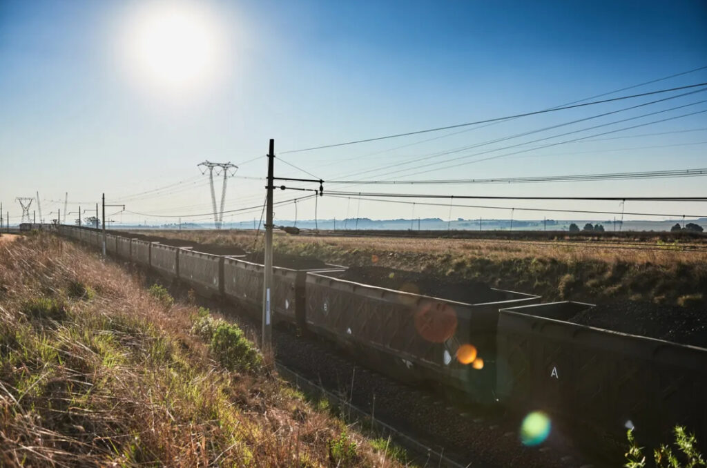 South Africa plans to import coal from Botswana, and this development will significantly increase demand for the Mmamabula–Lephalale Railway, a vital cross-border logistics project. South Africa plans to import coal from Botswana, and this development will significantly increase demand for the Mmamabula–Lephalale Railway, a vital cross-border logistics project.