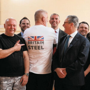 British Steel временно перешла под контроль британского правительства после объявления о приостановке основной производственной деятельности на заводе в Сканторпе