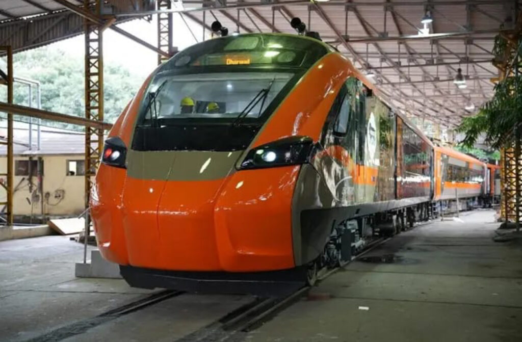 One of the most anticipated projects in recent years is the Vande Bharat Sleeper Train — a new type of high-speed overnight train that combines comfort, modern technology, and enhanced safety. One of the most anticipated projects in recent years is the Vande Bharat Sleeper Train — a new type of high-speed overnight train that combines comfort, modern technology, and enhanced safety.