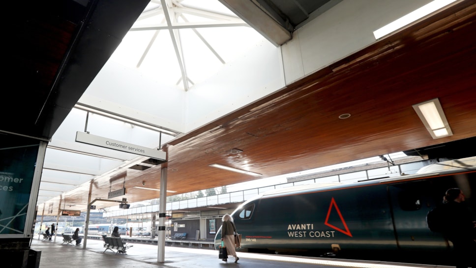 Coventry station undergoes £600,000 skylight refurbishment Coventry station undergoes £600,000 skylight refurbishment