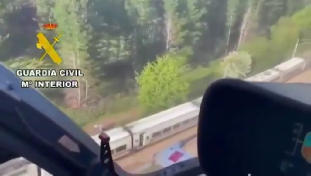 Thousands of passengers across Spain faced severe disruptions on April 28 as a massive power outage stalled more than 100 trains, prompting emergency evacuations and widespread service interruptions Thousands of passengers across Spain faced severe disruptions on April 28 as a massive power outage stalled more than 100 trains, prompting emergency evacuations and widespread service interruptions