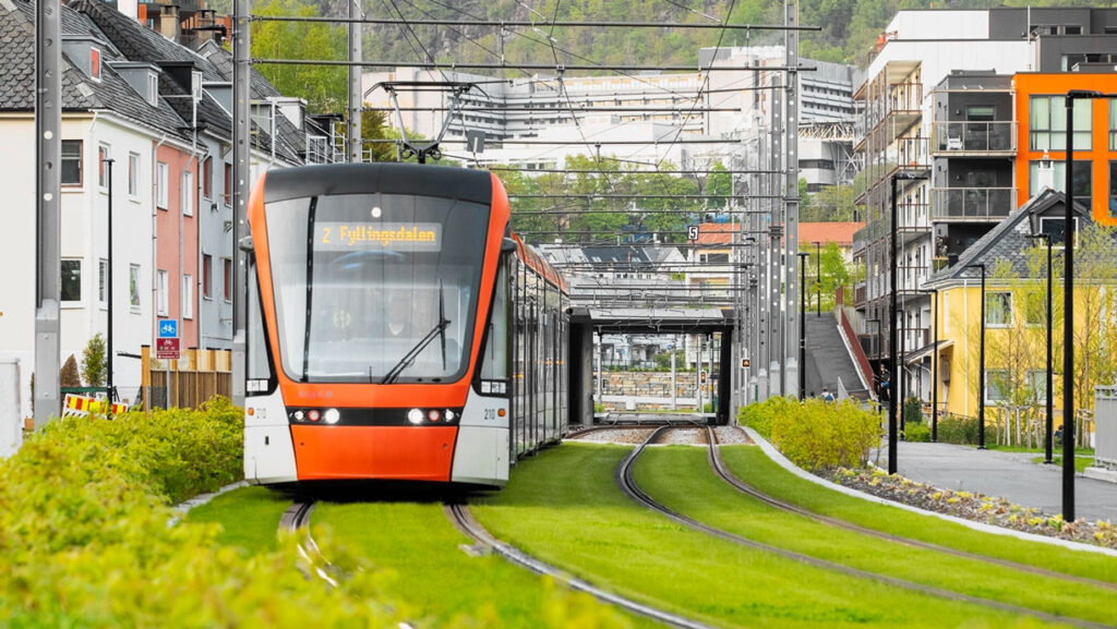 Stadler уклав контракт на €50 млн із норвезьким замовником Bybanen Utbygging на постачання сучасних систем сигналізації для трамвайної лінії в Бергені Stadler уклав контракт на €50 млн із норвезьким замовником Bybanen Utbygging на постачання сучасних систем сигналізації для трамвайної лінії в Бергені