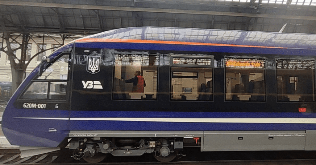 The PESA railbus completed its first journey between Kolomyia and Lviv on May 6, transporting around 200 passengers in both directions The PESA railbus completed its first journey between Kolomyia and Lviv on May 6, transporting around 200 passengers in both directions