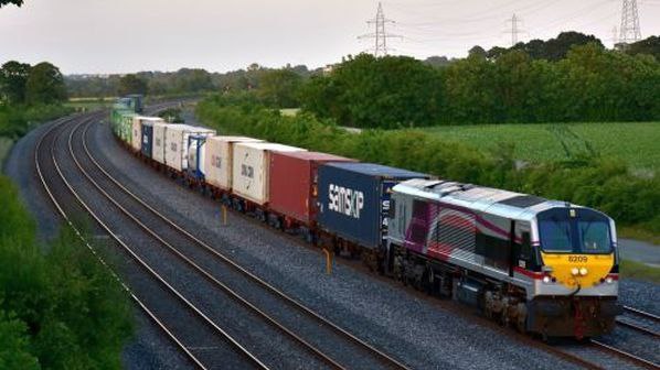 Irish Rail will invest €44 million to upgrade its freight fleet by ordering 150 wagons from WH Davis, with an option for 250 more over the next 10 years