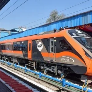 Vande Bharat will soon connect Gorakhpur and Patna, reducing travel time to 5 hours and offering speed, comfort, and affordability for passengers commuting between the two major cities