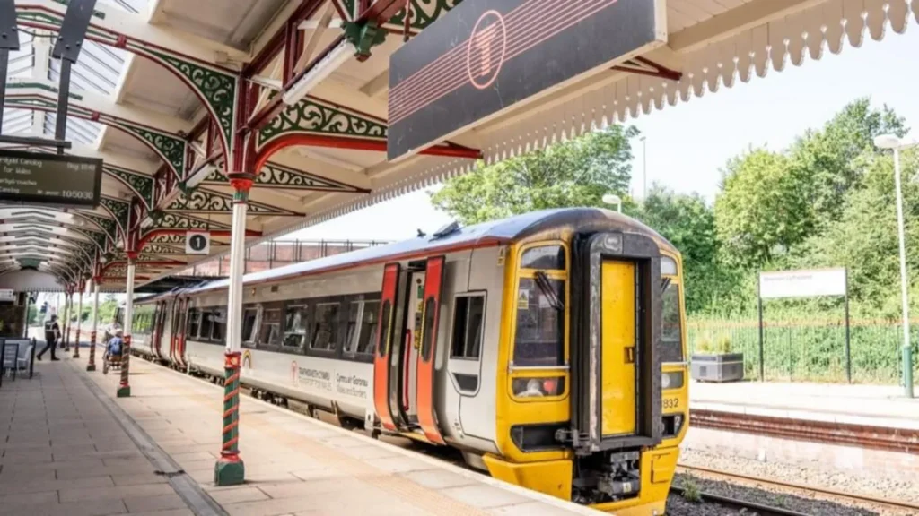 The Welsh government has unveiled a £2.1 billion North Wales rail upgrade designed to modernize services, connect cities, and strengthen economic links across the region by 2035. The Welsh government has unveiled a £2.1 billion North Wales rail upgrade designed to modernize services, connect cities, and strengthen economic links across the region by 2035.