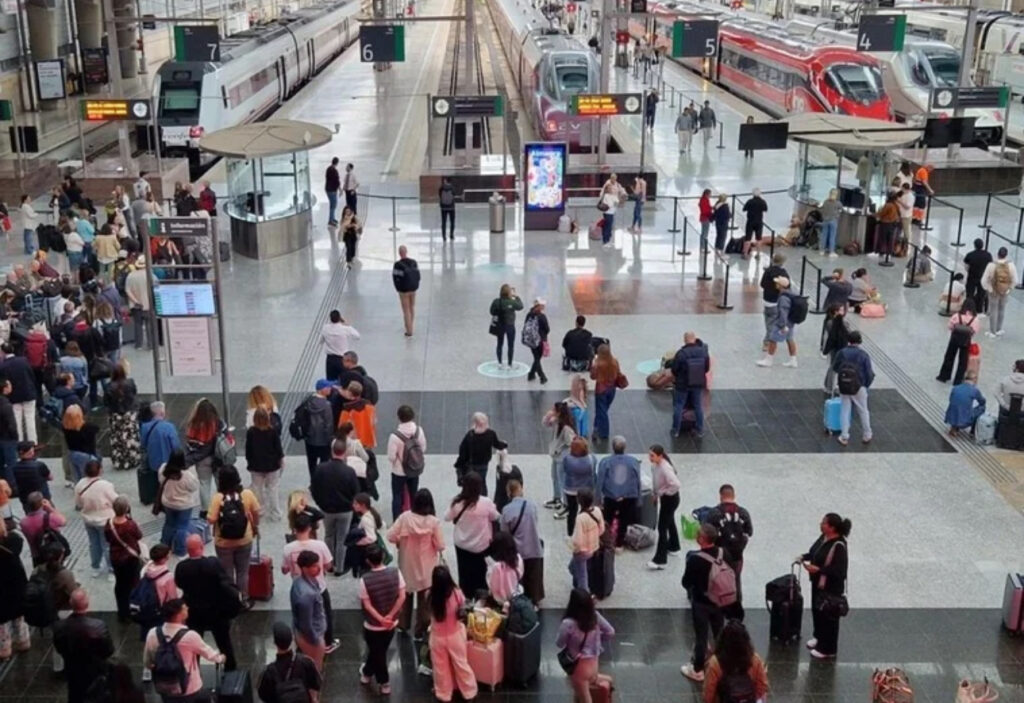 Renfe is launching discounted high-speed train tickets across Spain this summer, with prices starting at just €9 for Avlo services and €15 for standard AVE routes Renfe is launching discounted high-speed train tickets across Spain this summer, with prices starting at just €9 for Avlo services and €15 for standard AVE routes