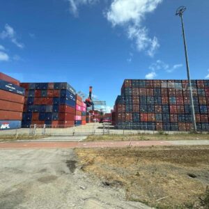 Компания East-West Gate прошла стажировку в порту Роттердама — крупнейшем логистическом узле Европы, где изучила цифровые решения и интермодальные технологии в управлении грузами