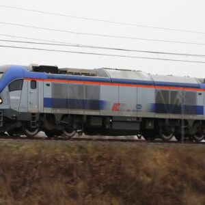 Pesa has signed a $7.5 million contract with PKP Intercity to carry out a major overhaul of eight diesel engines used in the Gama SU160 locomotive series.