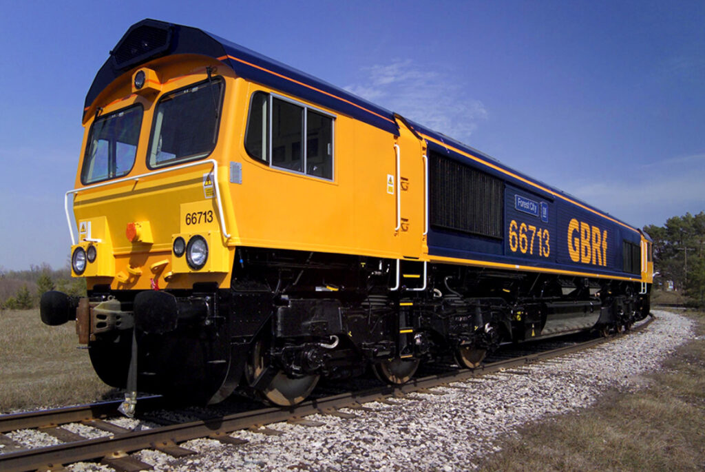 Maritime and GBRf have launched two new rail services to connect DP World London Gateway with iPort Doncaster and Hams Hall, expanding UK freight capacity.