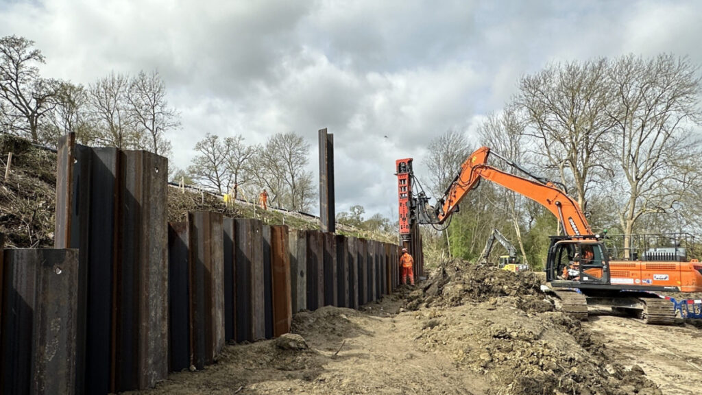 Network Rail will suspend service between Redhill and Tonbridge for nine days from August 16 to August 25, 2025, to perform major upgrades and improve network reliability. Network Rail will suspend service between Redhill and Tonbridge for nine days from August 16 to August 25, 2025, to perform major upgrades and improve network reliability.