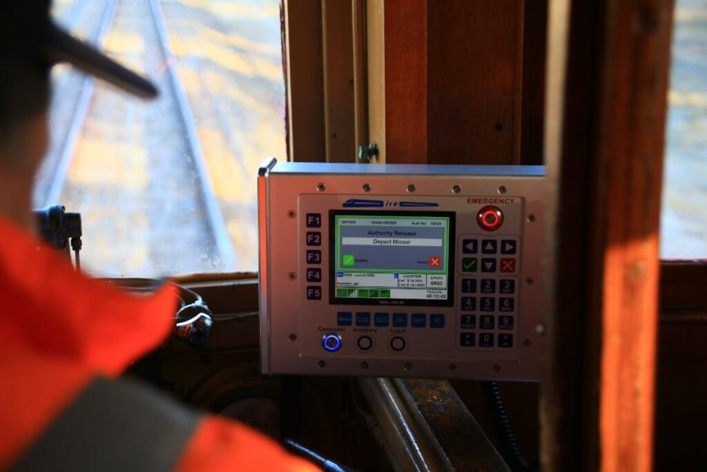 4Tel has signed a new contract with ARTC to modernize train control over 1,276 kilometers of track between Tarcoola and Kalgoorlie, with system commissioning scheduled for late 2026 4Tel has signed a new contract with ARTC to modernize train control over 1,276 kilometers of track between Tarcoola and Kalgoorlie, with system commissioning scheduled for late 2026