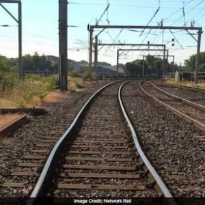 UK rail services are increasingly disrupted during heatwaves, as high temperatures cause steel tracks to expand and buckle under pressure.