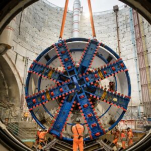 ВСМ Лондон – Бирмингем не будет введена в эксплуатацию к 2033 году, как ранее планировалось, — об этом официально заявила министр транспорта Великобритании Хейди Александер.