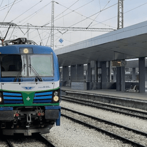 BDŽ has added three more Siemens Smartron electric locomotives under a contract for the delivery of ten modern units for Bulgaria’s domestic routes.